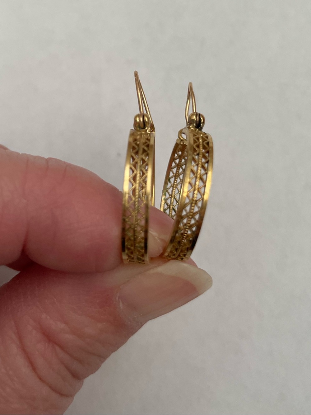 Vintage Filigree 12K Yellow Gold Filled Hoop Earrings - Classic Accessory